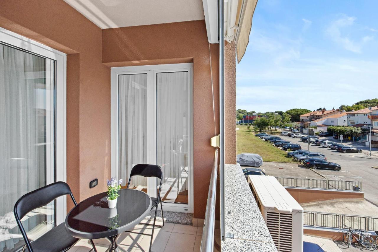 Feniks Fazana Apartman Exteriér fotografie